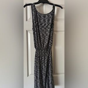 Merona sleeveless dress with tie